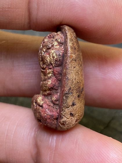 พระปิดตาเนื้อผงปิดทองหลวงพ่อทัพ รูปที่ 4