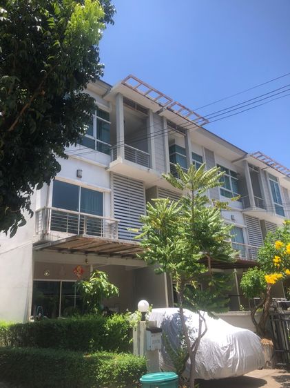 ตกแต่งครบ 2015 ขาย เพอร์เฟคมาสเตอร์พีซและเดอร์เมทโทพระราม9 ทาวน์เฮ้าส์ 3ชั้น 3ห้องนอน 3ห้องนำ้ 1ห้องนั่งเล่น ขนาด 18.8 ตารางวา ราคา4.5ล้านบาท รูปที่ 3