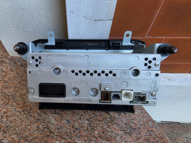 ขายครับ วิทยุเดิมติดรถsuzuki swift ปี2018ขี้นไป รูปที่ 3