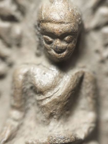 พระรอดลำพูนพิมพ์ใหญ่ครับ รูปที่ 4