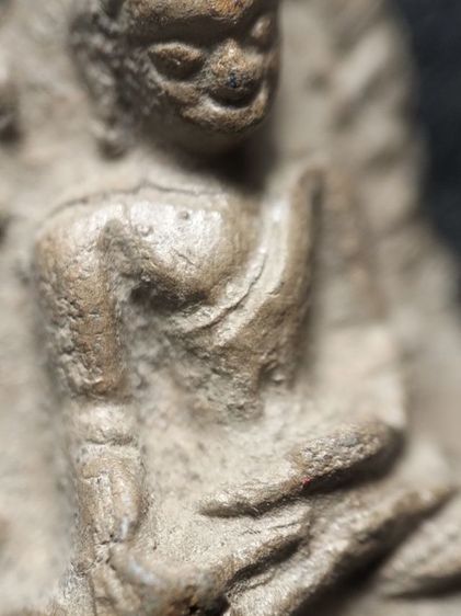 พระรอดลำพูนพิมพ์ใหญ่ครับ รูปที่ 5