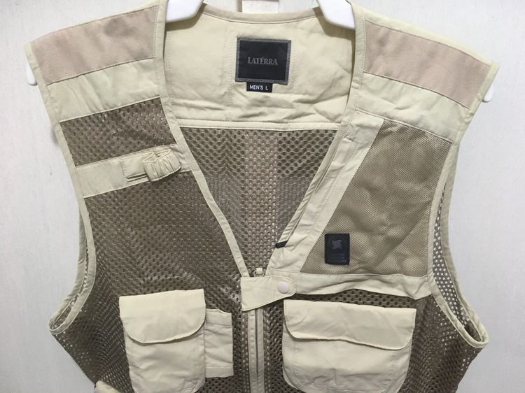 เสื้อกั๊ก(แจ็คเก็ตแขนกุด) แบรนด์ LATERRA สีกากี รูปที่ 3