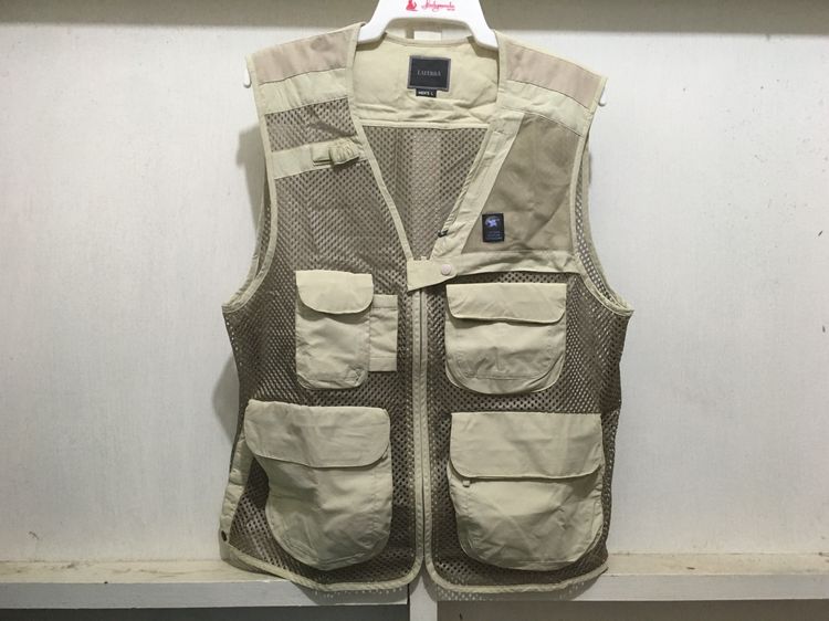 เสื้อแจ็คเก็ต | เสื้อคลุม ไม่มีแขน เสื้อกั๊ก(แจ็คเก็ตแขนกุด) แบรนด์ LATERRA สีกากี