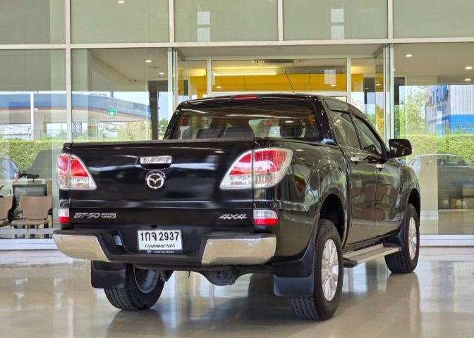 Mazda BT-50 Pro 2013 3.2 R 4WD Pickup ดีเซล ไม่ติดแก๊ส เกียร์อัตโนมัติ ดำ รูปที่ 4