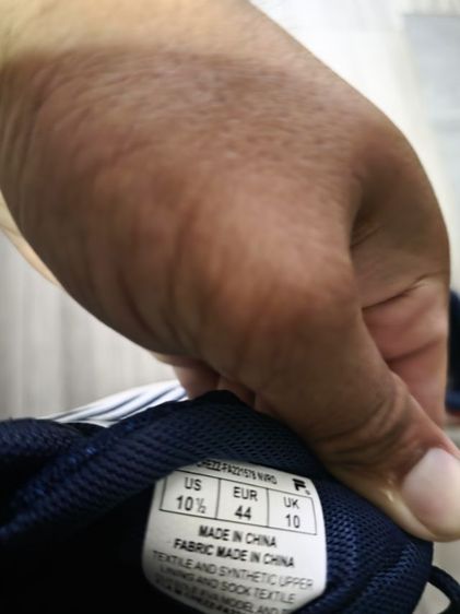 รองเท้ามือสอง รูปที่ 5