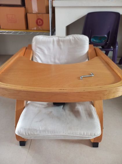 เก้าอี้นั่งทานข้าว สำหรับเด็กอายุ 6-24 เดือน