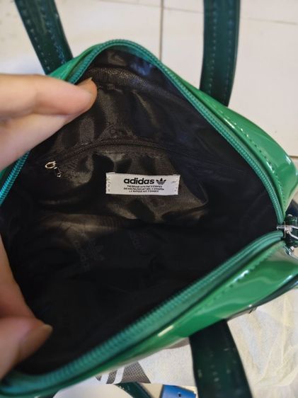 กระเป๋า adidas แท้ สภาพใหม่มาก ใช้ไม่ถึง 3 ครั้ง รูปที่ 6