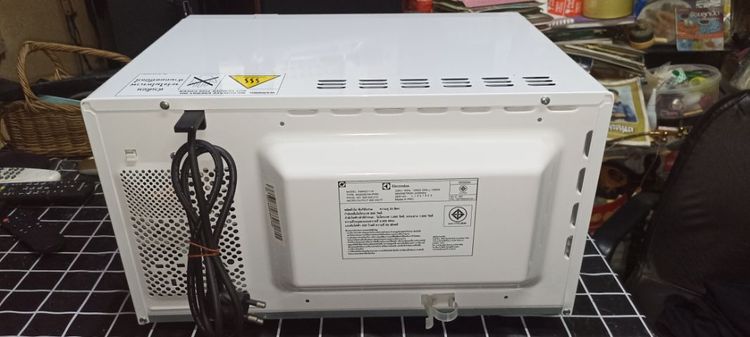 เตาไมโครเวฟ  ELECTROLUX.  23. ลิตร  สภาพใหม่ รูปที่ 7