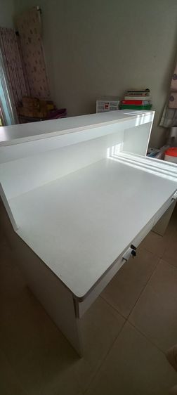 โต๊ะเคาน์เตอร์ไม้ 2 ชั้น มีลิ้นชัก 2 ช่อง รูปที่ 4