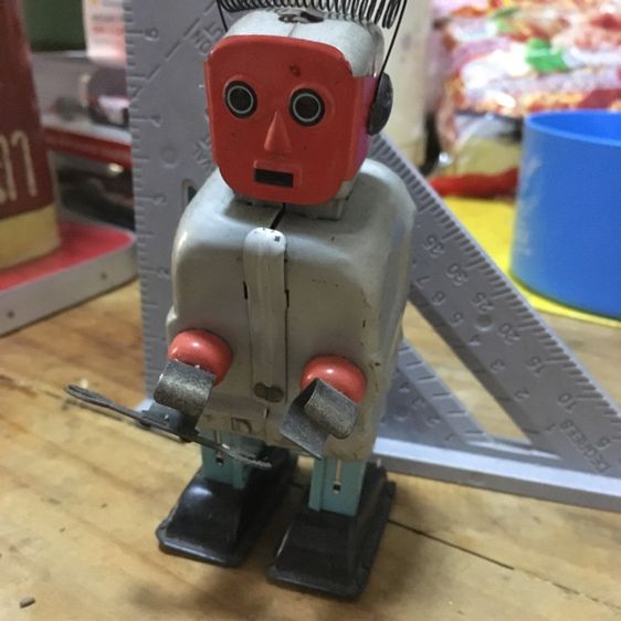 หุ่นยนต์สังกะสี