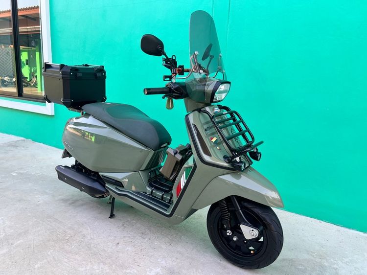 Lambretta x300 สีเขียวเข้ม ปี2023 วิ่ง5,000 โล  รูปที่ 2