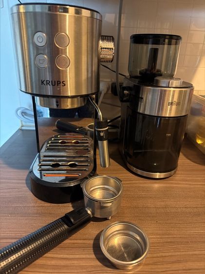 เครื่องชงกาแฟและเครื่องบดกาแฟจำหน่ายพร้อมกัน รูปที่ 2