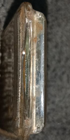 ภาพถ่าย หลวงพ่อจง วัดหน้าต่างนอก ล็อคเก็ต จารมือ มีตะกรุด 3ดอกด้านใน กรอบเก่าเดิมๆ รูปที่ 3