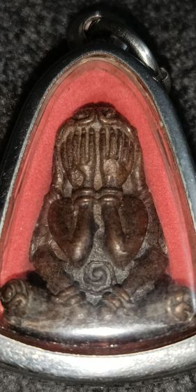 ภาพถ่าย หลวงพ่อจง วัดหน้าต่างนอก ล็อคเก็ต จารมือ มีตะกรุด 3ดอกด้านใน กรอบเก่าเดิมๆ รูปที่ 5