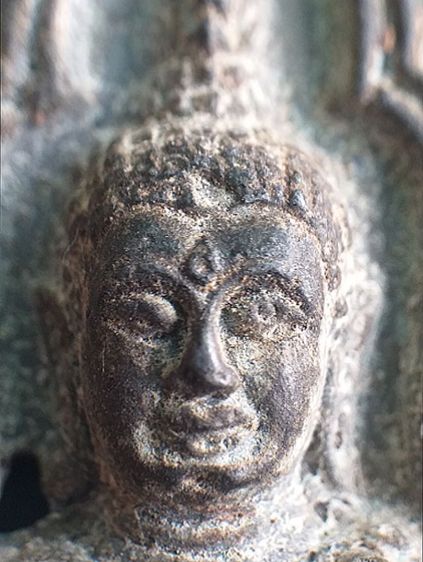 พระพุทธชินราช ข้างพระอัครสาวก. รูปที่ 8