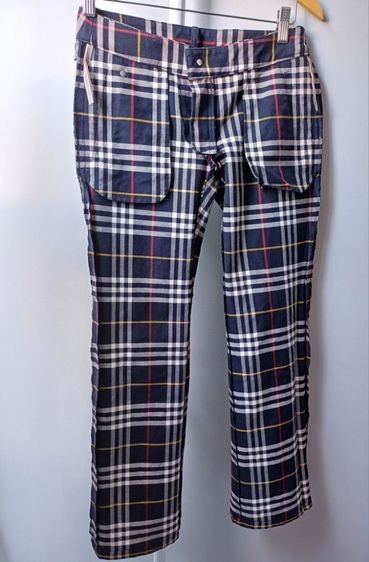 Burberry London Blue Label Nova Check Women Pants Size 36 เอวต่ำ


รอบเอววัดได้ 29นิ้ว ควรเผื่อไซส์ 2 ไซส์

 รูปที่ 4