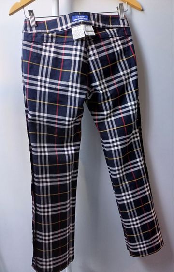 Burberry London Blue Label Nova Check Women Pants Size 36 เอวต่ำ


รอบเอววัดได้ 29นิ้ว ควรเผื่อไซส์ 2 ไซส์

 รูปที่ 3