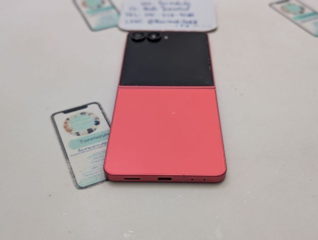 Samsung Galaxy Z Flip 7 256 GB ศูนย์ไทย สภาพสวย อุปกรณ์ครบยกกล่อง ประกันยาว มี Samsung Care ขาดสมุดคู่มือ เพียง 16,990 บาท เท่านั้น ครับ รูปที่ 10