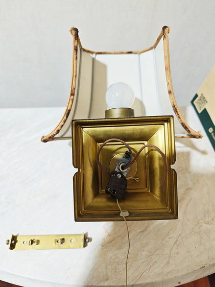 โคมไฟกิ่งโบราณ แอนทีค วินเทจ ปี 1970 ระดับสะสมหายาก ยี่ห้อเยอรมันนี แท้ Hustadt Leuchten West Germany 1970s สำหรับคนสะสมเฟอร์นิเจอร์โบราณ รูปที่ 5