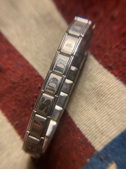 กําไลข้อมือ รูปที่ 4