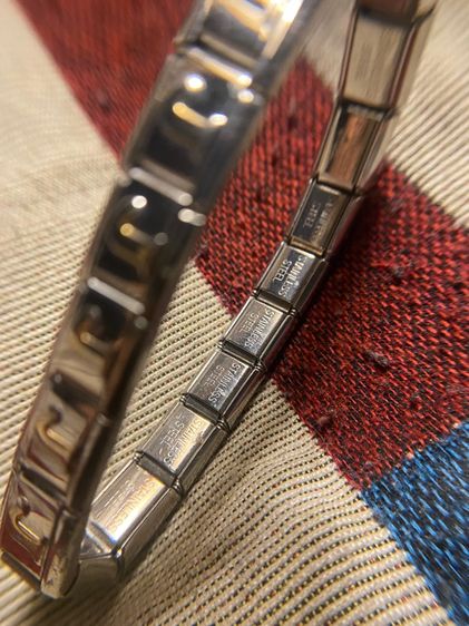 กำไลข้อมือ รูปที่ 2