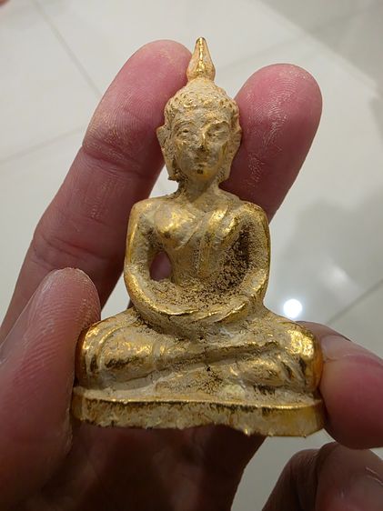 พระกริ่ง สวยหนักๆ สีทอง เดิมๆ ขายตามสภาพ ไม่ทราบที่ วัดใจไม่ได้รับประกัน พร้อมส่งครับ