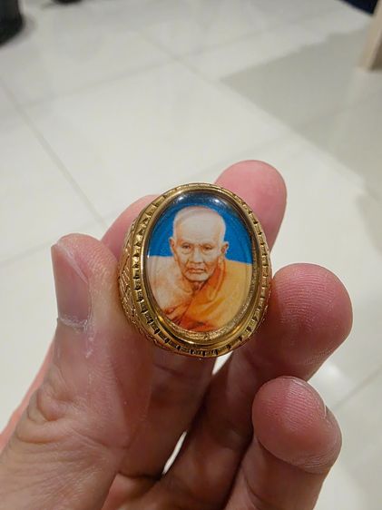 แหวน หลวงปู่ทวด เครื่องราง เบอร์ 9 สวย ล็อคเก็ท หายาก ขายตามสภาพ ไม่ทราบที่ พร้อมส่งครับ