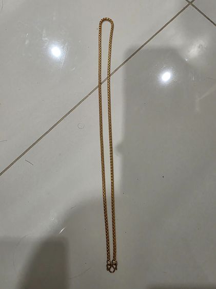 สร้อยคอ สีทอง ยาว สวย ไม่ลอกไม่ดำ เดิมๆ หนักๆ ขายตามสภาพ ยาวสวมคอได้เลย พร้อมส่งครับ