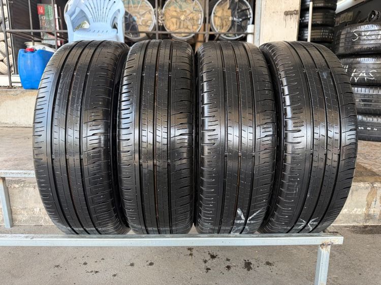 ยางDUNLOP195-60-16 ปี25 ปีแท้ ใส่แทน 185-60-16 กับ 205-55-16 ได้เลยจ้า