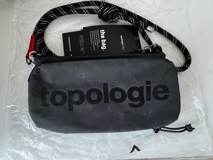 กระเป๋า Topologie