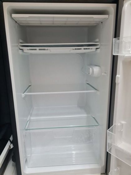 ✨ส่งต่อ Hisense ตู้เย็น 1 ประตู 96 ลิตร รุ่น ER92B
✨
 ใช้งานแค่ 1 ปี  ยังคงเย็นปกติ สภาพดี ประกันศูนย์เหลืออีก 1 ปี รูปที่ 4