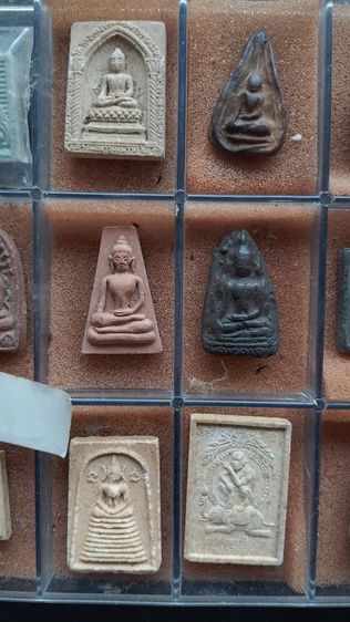 หมดนี้250พระบ้านเหมามาเอาไปสะสมต่อได้เลยไม่มีเวลาดูไม่มีเวลาเช็คเอาไปหมดตามภาพไม่ให้ถาดนะคับ รูปที่ 4