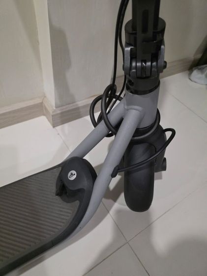 สกู๊ตเตอร์ไฟฟ้า Ninebot D 18W พร้อมของแต่ง สภาพดี สวย เร็ว ชาจไฟฟ้า อย่างดี สีเทาดำ ขายตามสภาพ พร้อมสายชาจ พร้อมส่ง รูปที่ 4