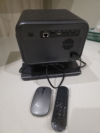 โปรเจคเตอร์ Gismo รุ่นใหม่ 4K Projector สีดำ พร้อมเม้าส์ และรีโมท เดิมๆ พร้อมใช้งานอย่างดี พร้อมส่ง รูปที่ 9