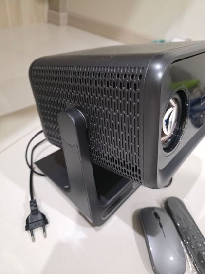 โปรเจคเตอร์ Gismo รุ่นใหม่ 4K Projector สีดำ พร้อมเม้าส์ และรีโมท เดิมๆ พร้อมใช้งานอย่างดี พร้อมส่ง รูปที่ 4