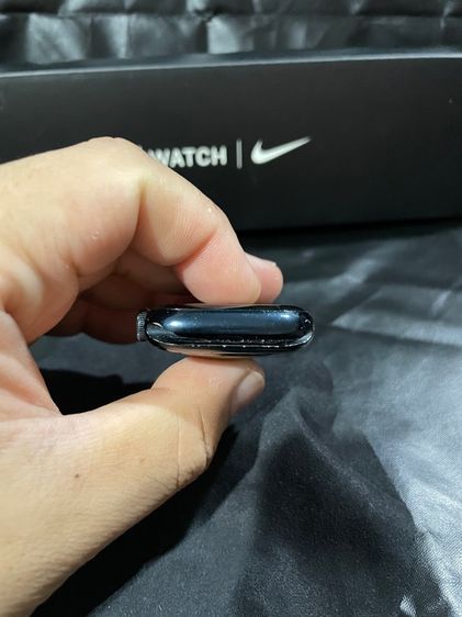 Apple Watch Series 7  45mm Nike beta 76 สี Midnight Aluminium สภาพรอยตามการใช้งาน 97 รูปที่ 6