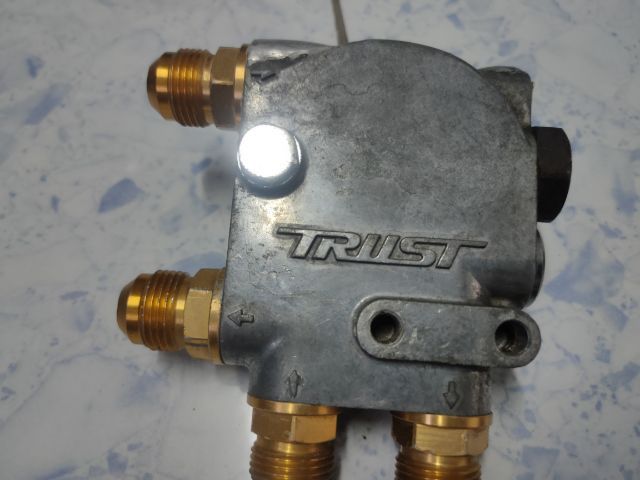 ออยล์คูลเลอร์ TRUST  adapter TRUST สำหรับเครื่อง 2JZ GTE แท้มือ2 รูปที่ 6