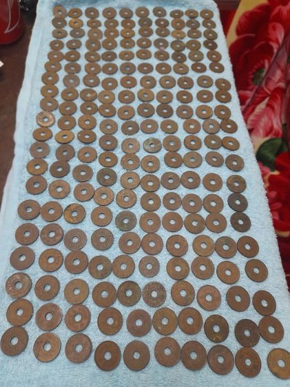 ทองแท้ เหรียญ์สตางค์รูทองแดง  เหรียญ๋ 1 สตางค๋  เหรียญ์ละ 99 บาทครับ มีท้งหมด  200 เหรียญ์   ถ้ารับราคาพูดคุยต่อรองราคากันได้ครับ รูปที่ 3