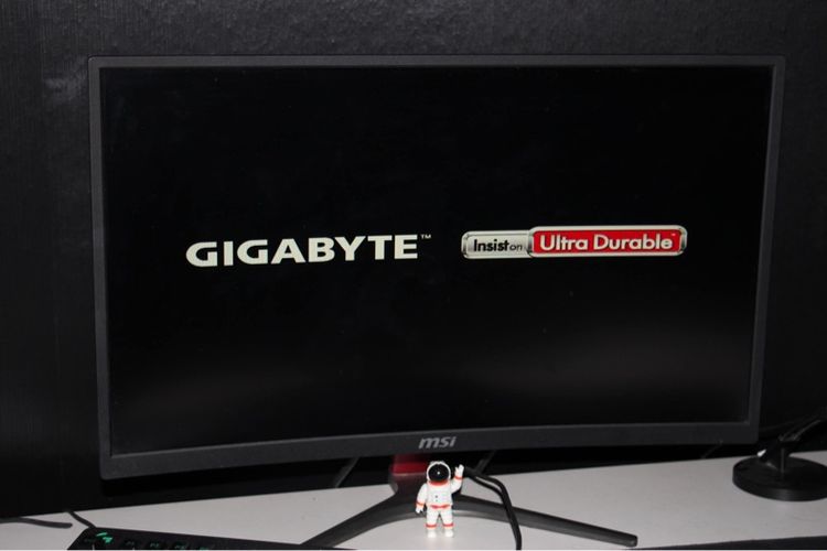 🔥 ขายจอเกมมิ่ง 144Hz โค้ง สภาพโคตรดี 🔥 MSI Optix G24C รูปที่ 3