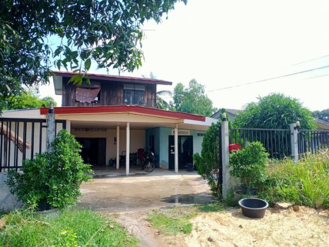 มีบางส่วน 2011 ไม่ใช่ บ้านพร้อมที่ดิน รูปที่ 2