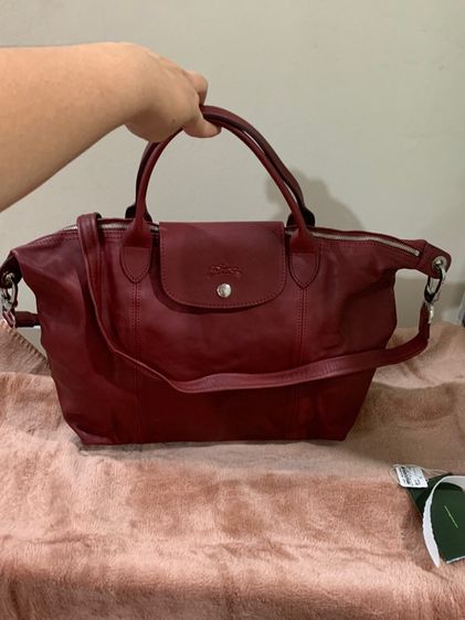 👜 Longchamp Le Pliage Cuir หนังแท้ สีแดงไวน์ หายาก Size M รูปที่ 2