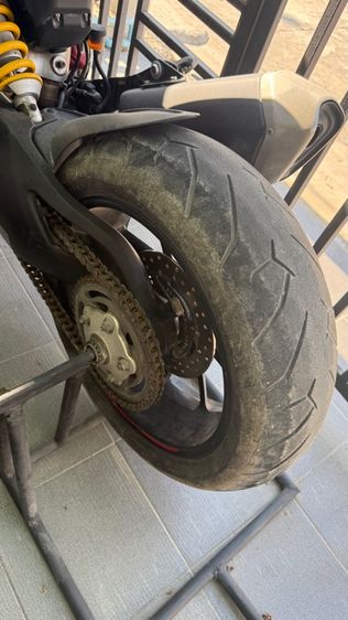 ducati hypermotard 821 รูปที่ 6