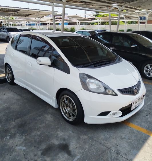 Honda Jazz 2008 1.5 SV i-VTEC Sedan เบนซิน ไม่ติดแก๊ส เกียร์อัตโนมัติ ขาว รูปที่ 3