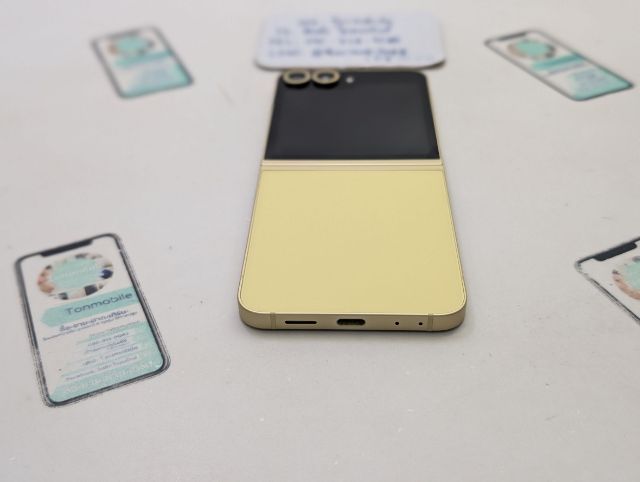 ขาย เทิร์น Samsung Galaxy Z Flip 6 512 GB Yellow ศูนย์ไทย สภาพสวย มีตัวเครื่องอย่างเดียว ไม่มีอุปกรณ์อื่น เพียง 10,990 บาท เท่านั้น ครับ รูปที่ 5