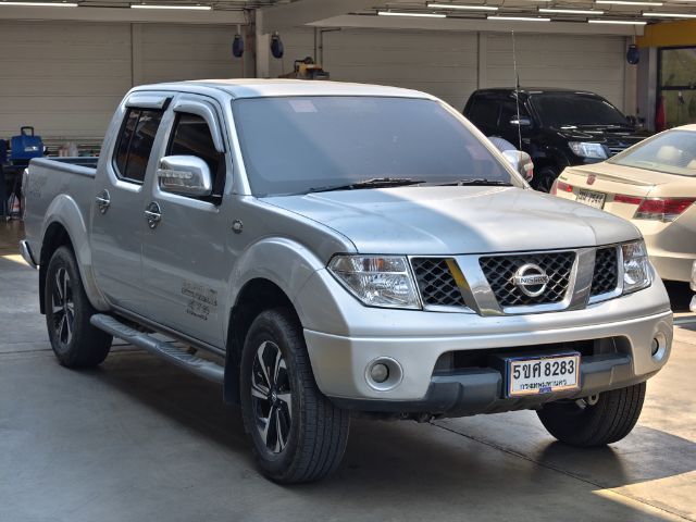 รถ Nissan Navara 2.5 Calibre LE สี เทา