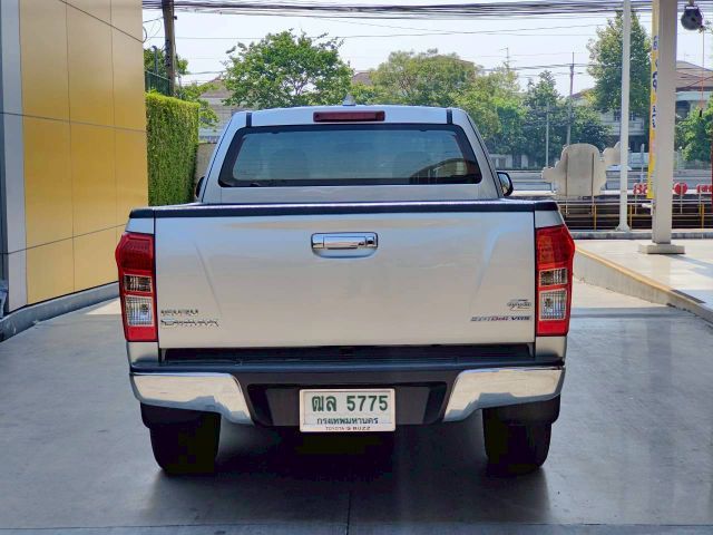 Isuzu D-MAX 2013 3.0 Hi-Lander Pickup ดีเซล เกียร์ธรรมดา เทา รูปที่ 4