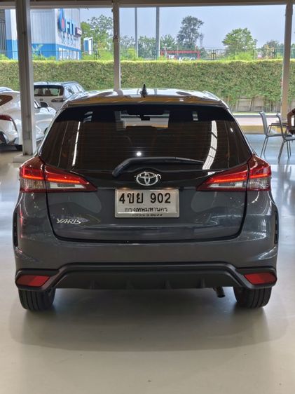 Toyota Yaris 2023 1.2 Smart Sedan เบนซิน เกียร์อัตโนมัติ เทา รูปที่ 4