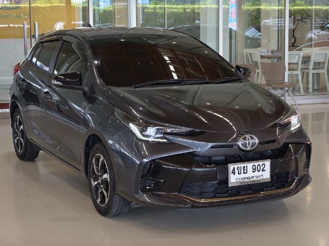 Toyota Yaris 2023 1.2 Smart Sedan เบนซิน เกียร์อัตโนมัติ เทา รูปที่ 3