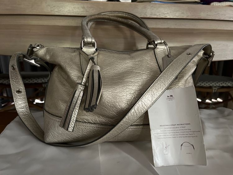 กระเป๋าcoach