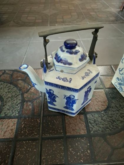 กาน้ำ กระเบี้องเก่า หูทองเหลือง รูปที่ 2